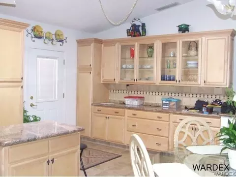8866 Apache Loop, Parker, AZ 85344 photo 6