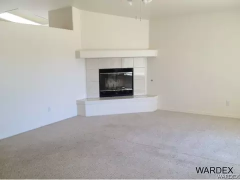 3853 Potter, Kingman, AZ 86409 photo 2