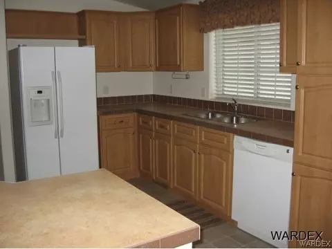 5284 E Supai Dr, Topock, AZ 86436 photo 5