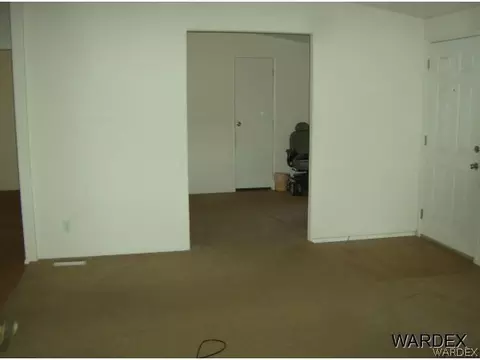 5041 W Camelback Loop, Kingman, AZ 86409 photo 8