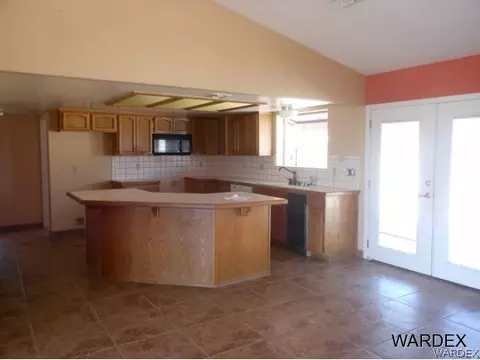 2008 Paseo Del Rey St, Needles, CA 92363 photo 2