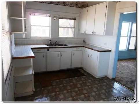 506 Acoma St, Needles, CA 92363 photo 6