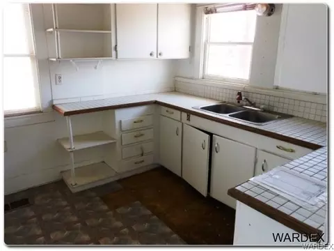 506 Acoma St, Needles, CA 92363 photo 7