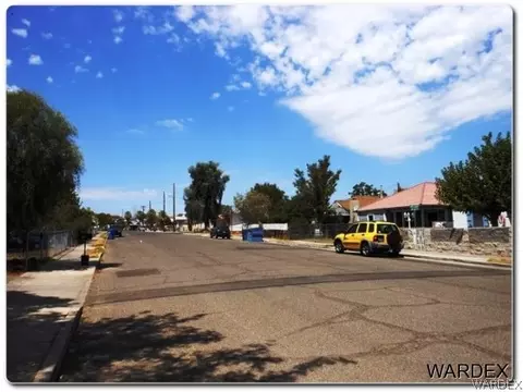 506 Acoma St, Needles, CA 92363 photo 4