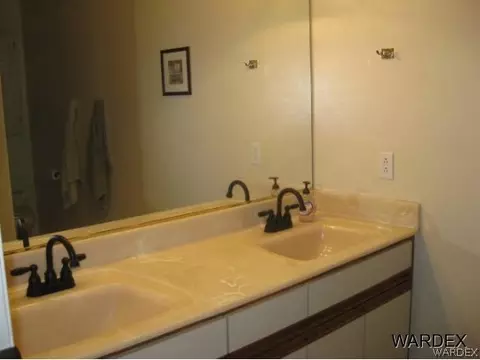 633 Lagoon St, Needles, CA 92363 photo 13