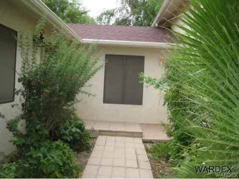 633 Lagoon St, Needles, CA 92363 photo 5