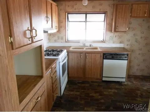 12971 S Apache Pkwy, Topock, AZ 86436 photo 4