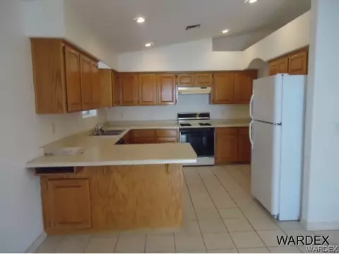 3840 E Snavely Pl, Kingman, AZ 86409 photo 3