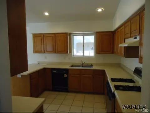 3840 E Snavely Pl, Kingman, AZ 86409 photo 9