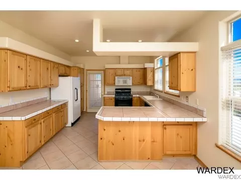 1449 E Storm Cloud Dr, Kingman, AZ 86409 photo 6
