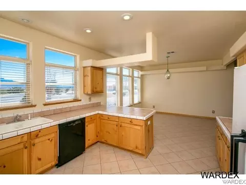 1449 E Storm Cloud Dr, Kingman, AZ 86409 photo 8