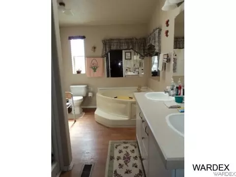 2430 E Hearne Ave, Kingman, AZ 86409 photo 9