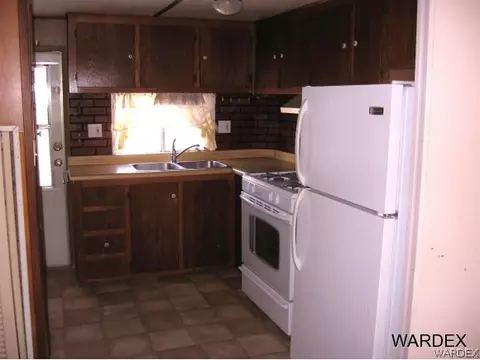 4610 E Pinta Dr, Topock, AZ 86436 photo 4