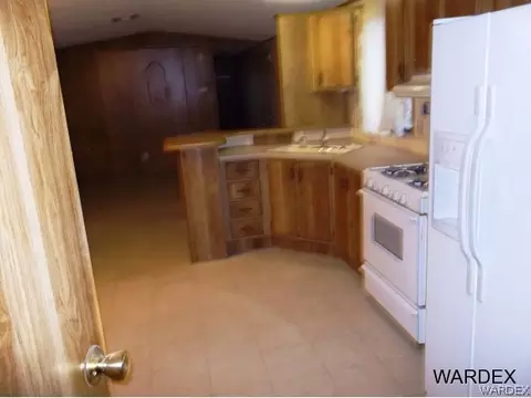 2304 E Devlin Ave, Kingman, AZ 86409 photo 9