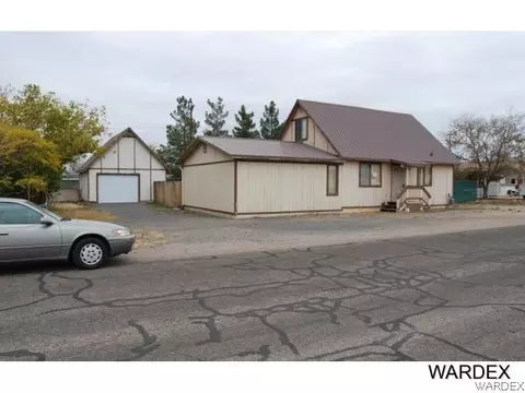 3575 E Robin Ln, Kingman, AZ 86409 photo 2