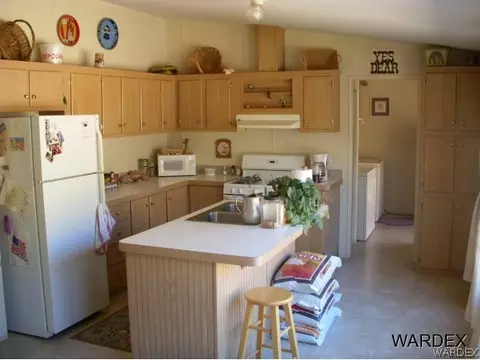 12015 E Highway 66, Hackberry, AZ 86411 photo 13