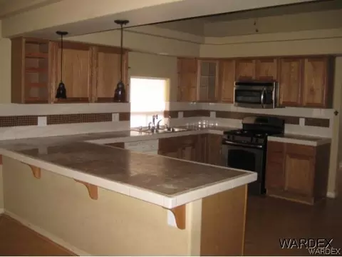 2252 Casa Del Sol St, Needles, CA 92363 photo 2
