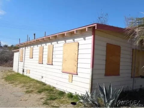 1423 Front St, Needles, CA 92363 photo 2