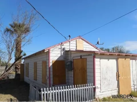 1423 Front St, Needles, CA 92363 photo 4
