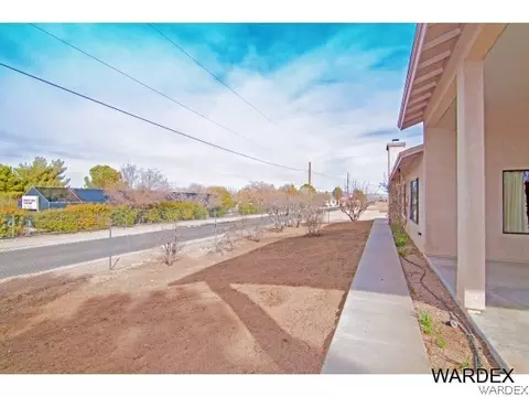 1920 Morrow Ave, Kingman, AZ 86409 photo 4