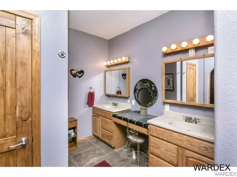 14968 E Howard Rd, Kingman, AZ 86401 photo 16