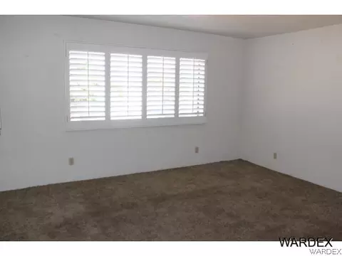 617 Lagoon St, Needles, CA 92363 photo 4