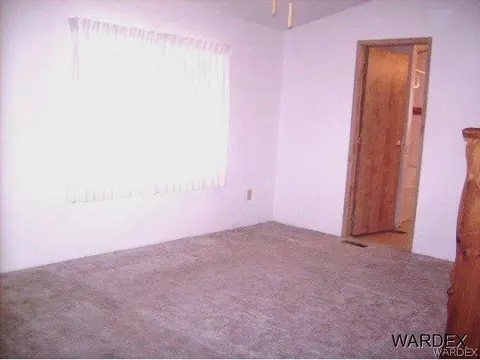 5046 W Camelback Loop, Kingman, AZ 86409 photo 11