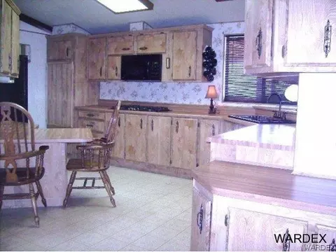 5046 W Camelback Loop, Kingman, AZ 86409 photo 8
