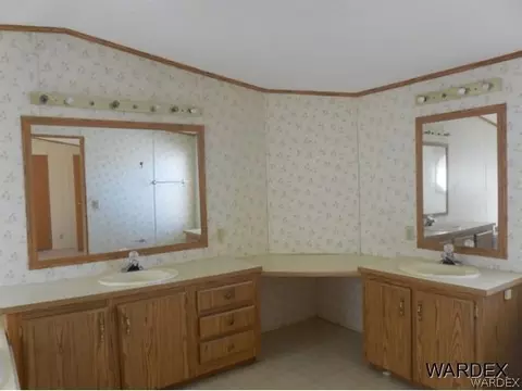 3081 E Thompson Ave, Kingman, AZ 86409 photo 9