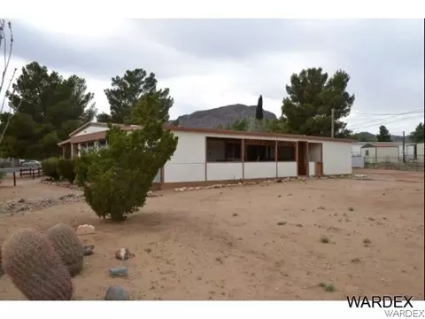 1395 E Mcvicar Ave, Kingman, AZ 86409 photo 2