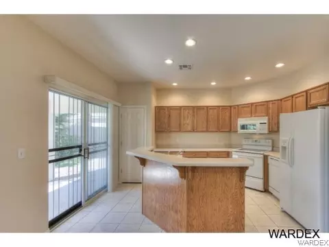 2376 Crown Point Dr, Kingman, AZ 86409 photo 8