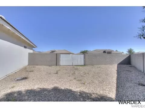 2376 Crown Point Dr, Kingman, AZ 86409 photo 4