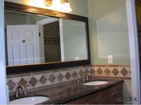 1890 Eastern St, Kingman, AZ 86401 photo 9