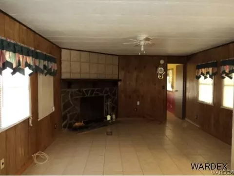 3566 E Lory Ln, Kingman, AZ 86409 photo 2