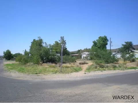 1360 E Suffock, Kingman, AZ 86409 photo 1