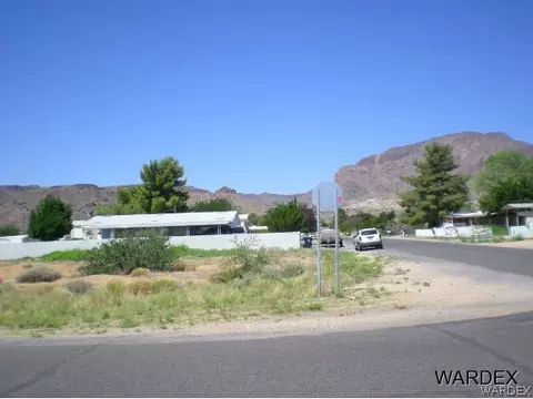 1360 E Suffock, Kingman, AZ 86409 photo 2