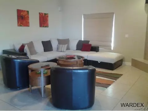 2436 Natalie St, Kingman, AZ 86401 photo 2