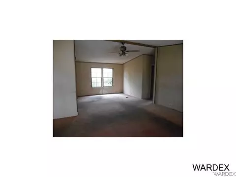 4582 N Patsy Dr, Kingman, AZ 86409 photo 2
