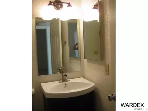 293 Victory Dr, Needles, CA 92363 photo 9