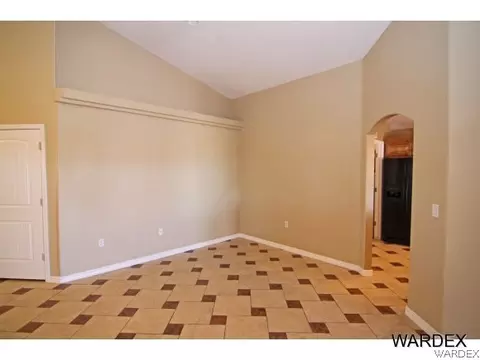 3863 E Suffock Ave, Kingman, AZ 86409 photo 7