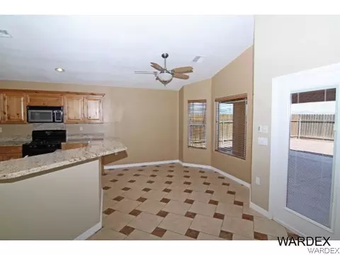 3863 E Suffock Ave, Kingman, AZ 86409 photo 9