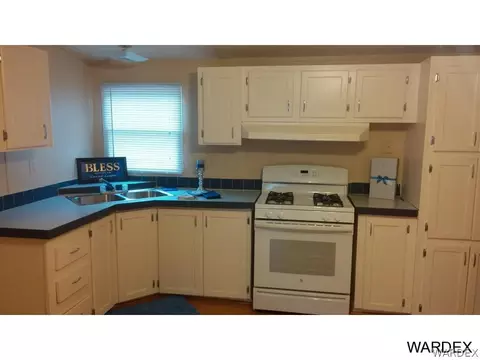 2750 E Devlin, Kingman, AZ 86409 photo 3