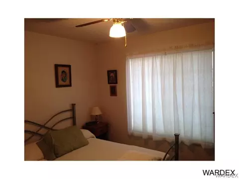 1345 Lillyhill Dr, Needles, CA 92363 photo 2