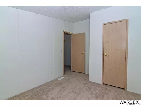 680 E Beverly Ave, Kingman, AZ 86401 photo 9
