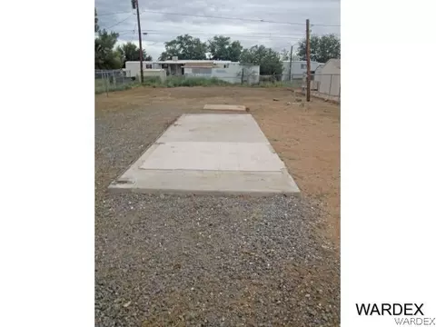 3090 E Suffock, Kingman, AZ 86409 photo 4