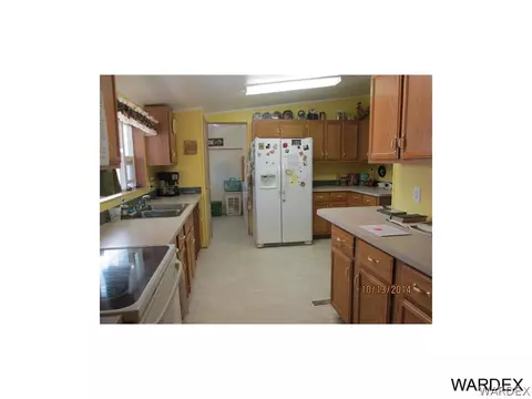 5059 W Camelback Loop, Kingman, AZ 86409 photo 9