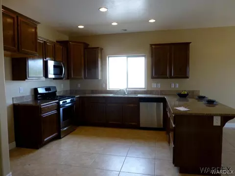 3075 E Dafne Ave, Kingman, AZ 86401 photo 6