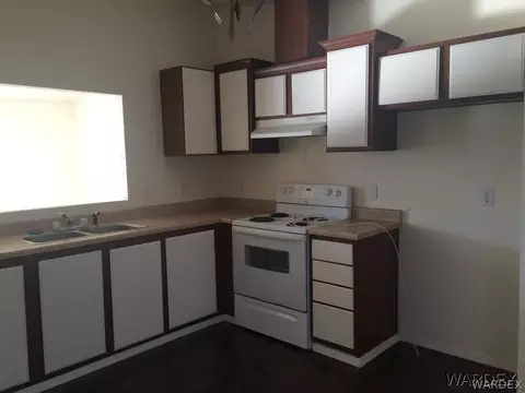 3916 E Thompson Ave, Kingman, AZ 86409 photo 3
