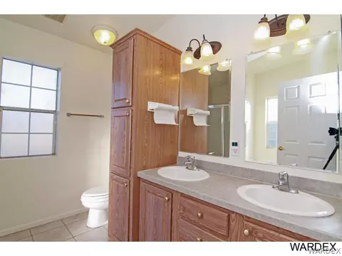 2453 E Buckeye Rd, Kingman, AZ 86409 photo 10