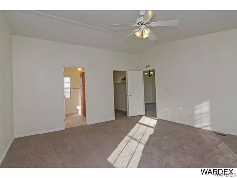 2453 E Buckeye Rd, Kingman, AZ 86409 photo 9